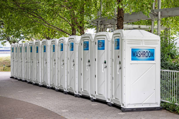 Best Portable bathroom rental  in Lake View, AL